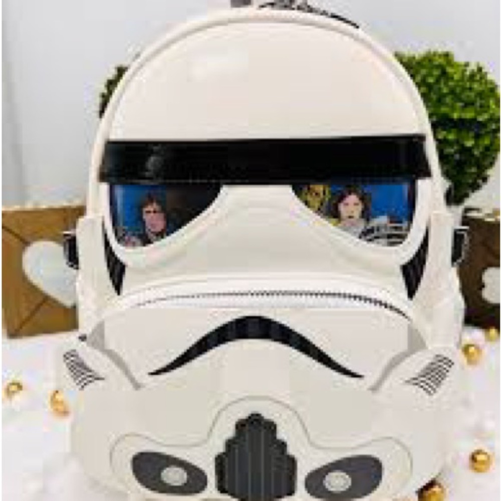 NWT - Loungefly Star Wars Stormtrooper Lenticular Mini Backpack